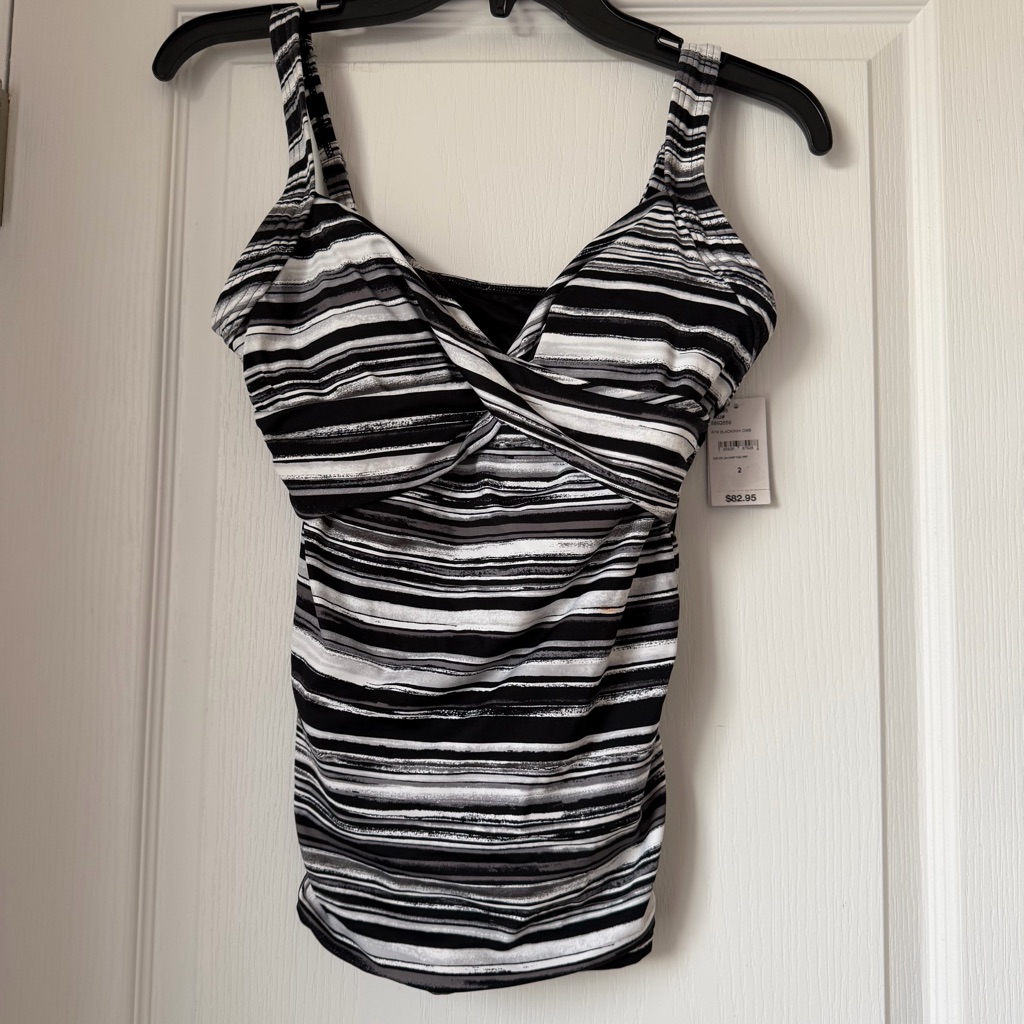 New Women’s Black & White Striped Underwire Wrap Tankini Top